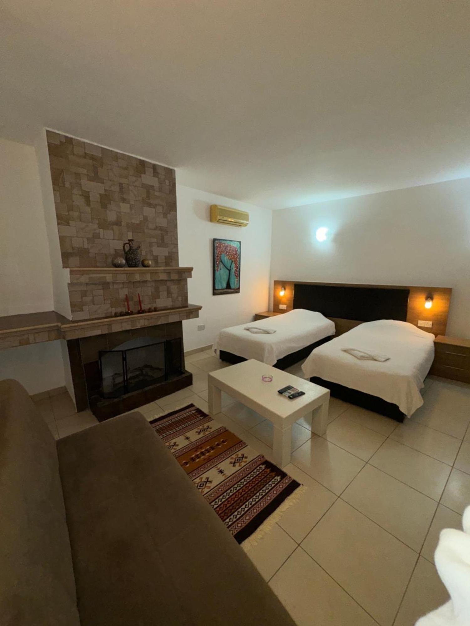 Betul Guest House Famagusta  Eksteriør billede